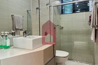 Casa &agrave; venda - 233m&sup2; - Jardim Tamoio