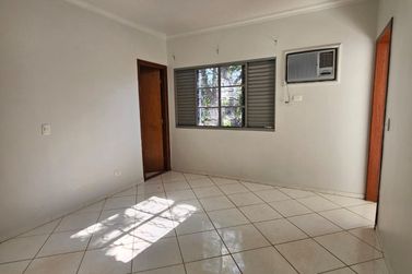 Casa para alugar - Zona II