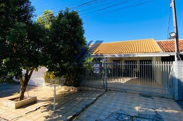 Casa &agrave; venda - 200m&sup2; - Jardim Aratimb&oacute;