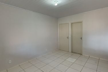 Casa para alugar - 324m&sup2; - ZONA V