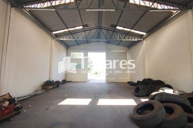 Sal&atilde;o Comercial para alugar - 200m&sup2; - Parque Residencial Belo Horizonte