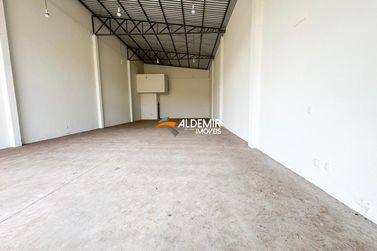 Sal&atilde;o Comercial para alugar - 181m&sup2; - Jardim Cima