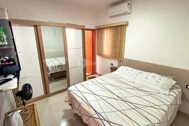 Casa &agrave; venda - 158m&sup2; - Zona VI