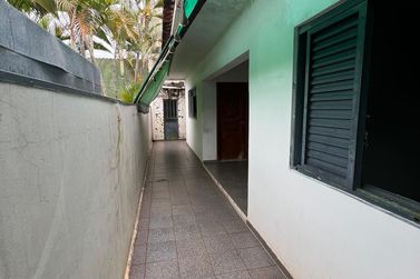 Casa para alugar - 100m&sup2; - Zona I