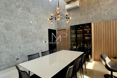 Casa &agrave; venda - 297m&sup2; - Rua Saldanha da Gama