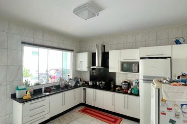 Sobrado &agrave; venda - 360m&sup2; - Zona III