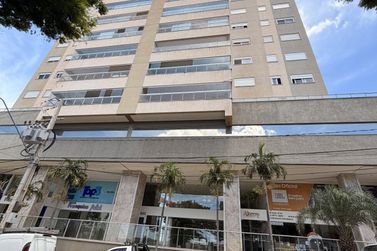 Apartamento &agrave; venda - 180m&sup2; - Zona III