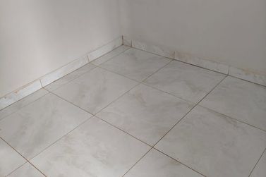 Casa para alugar - 60m&sup2; - CONJUNTO RESIDENCIAL C&Oacute;RREGO LONGE