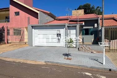 Casa &agrave; venda - 133m&sup2; - Jardim Pioneiros