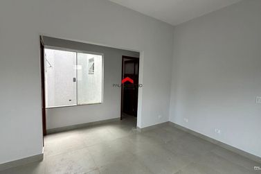 Casa &agrave; venda - 107m&sup2; - Jardim Tropical