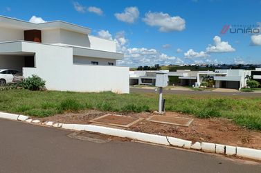 Terreno &agrave; venda - 250m&sup2; - Cond. Essenza Neocitt&agrave;