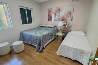Casa &agrave; venda - 900m&sup2; - Parque Cidade Jardim