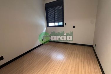 Casa &agrave; venda - 181m&sup2; - ZONA II