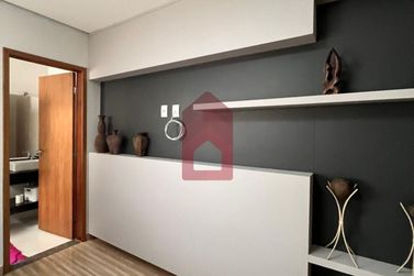 Sobrado &agrave; venda - 215m&sup2; - Centro