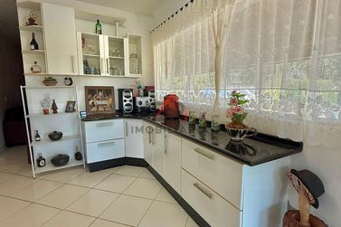 Ch&aacute;cara &agrave; venda - 8811m&sup2; - Conjunto Habitacional Sonho Meu