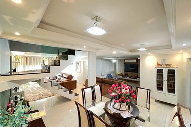 Sobrado &agrave; venda - 420m&sup2; - Jd Suzuki