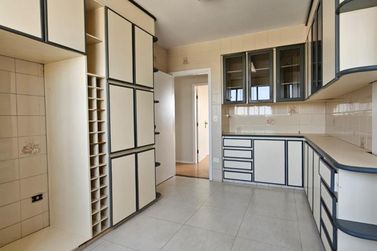 Apartamento &agrave; venda - 133m&sup2; - Zona III