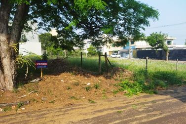 Terreno &agrave; venda - 252m&sup2; - Jardim Alphavile