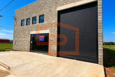 Sal&atilde;o Comercial para alugar - 450m&sup2; - Parque Residencial Belo Horizonte