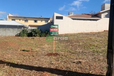 Terreno &agrave; venda - 141m&sup2; - -