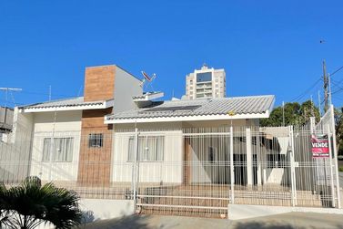 Casa &agrave; venda - 150m&sup2; - Jardim Floren&ccedil;a