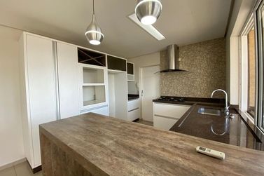 Apartamento &agrave; venda - 126m&sup2; - Zona I