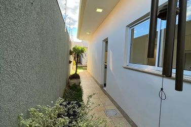 Casa &agrave; venda - 419m&sup2; - Jd Veleiros