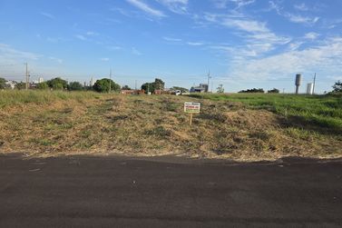 Terreno &agrave; venda - 376m&sup2; - PARQUE FIRENZA