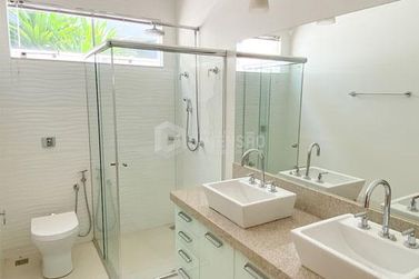 Casa &agrave; venda - 219m&sup2; - Condom&iacute;nio Portal das &Aacute;guas