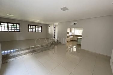 Casa para alugar - 300m&sup2; - Parque Cidade Jardim