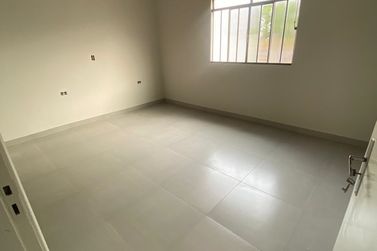 Casa &agrave; venda - 70m&sup2; - Jardim Canad&aacute;