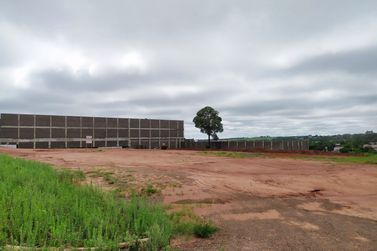 Terreno para alugar - 800m&sup2; - ZONA VII