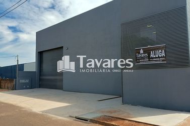 Sal&atilde;o Comercial para alugar - 1000m&sup2; - Parque Industrial II