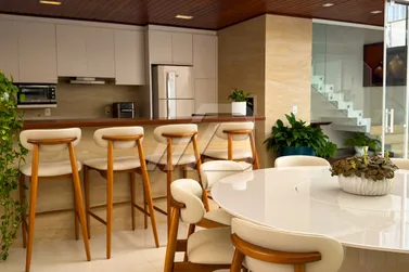 Sobrado &agrave; venda - 229m&sup2; - Jardim Veleiros