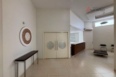 Sal&atilde;o Comercial &agrave; venda - 345m&sup2; - Zona I