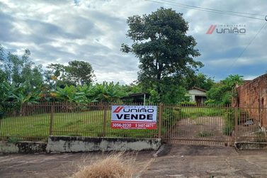 Sala Comercial &agrave; venda - 435m&sup2; - Zona Armazem
