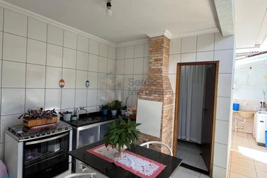 Casa &agrave; venda - 225m&sup2; - Jardim Para&iacute;so
