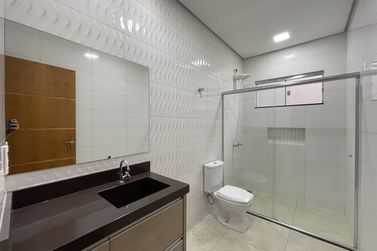Casa para alugar - 252m&sup2; - ZONA VII