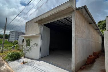 Sal&atilde;o Comercial &agrave; venda - 201m&sup2; - Jardim Aeroporto II