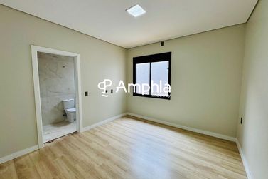 Casa &agrave; venda - 198m&sup2; - Vila Industrial
