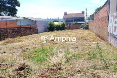 Terreno &agrave; venda - 640m&sup2; - Santa Cruz