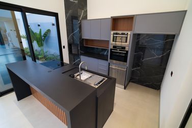 Casa &agrave; venda - 375m&sup2; - Condom&iacute;nio Mont Blanc