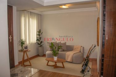 Sobrado &agrave; venda - 500m&sup2; - UBERABA