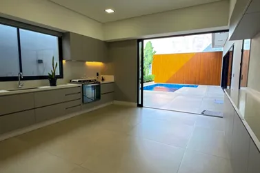 Casa &agrave; venda - 432m&sup2; - Parque Residencial Interlagos