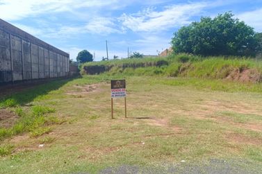 Terreno &agrave; venda - 1000m&sup2; - Rodovia 482