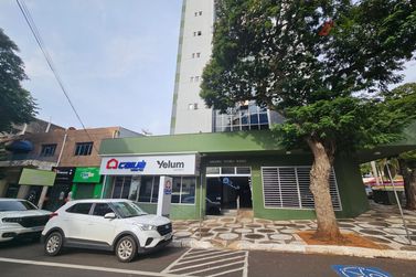 Sal&atilde;o Comercial &agrave; venda - Zona I