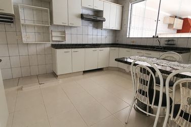 Sobrado para alugar - Zona I