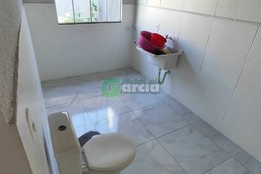 Casa &agrave; venda - 161m&sup2; - PARQUE ALTO PARAN&Aacute;