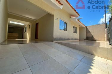 Casa &agrave; venda - 100m&sup2; - Jardim Canad&aacute;