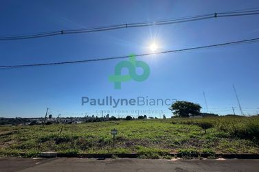 Terreno &agrave; venda - 376m&sup2; - CONJUNTO PATRIM&Ocirc;NIO UMUARAMA